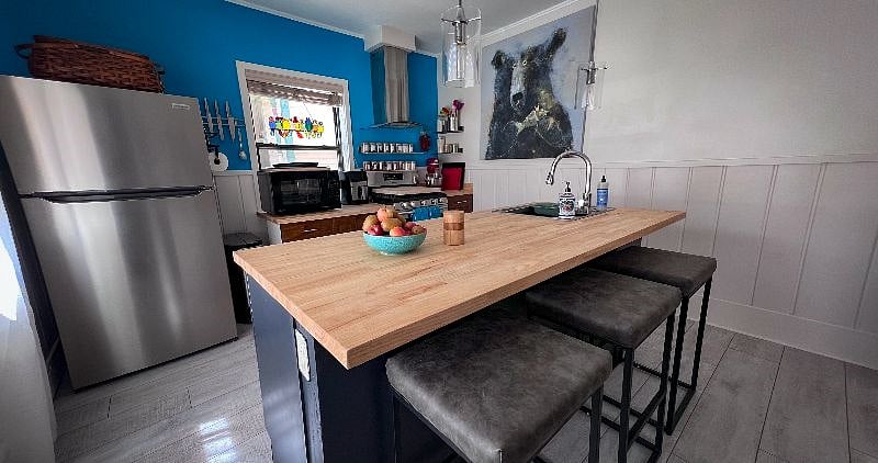 Fully stocked kitchen
