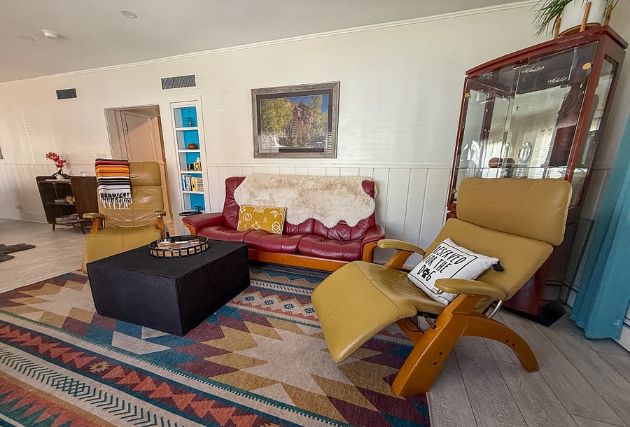 Sunny, spacious living room