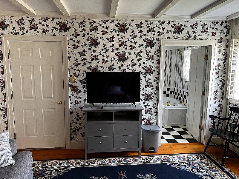 Furnished Finder property 410205_3 photo 6