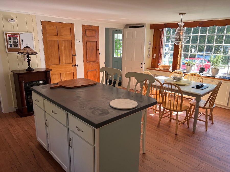 Furnished Finder property 410205_3 photo 13