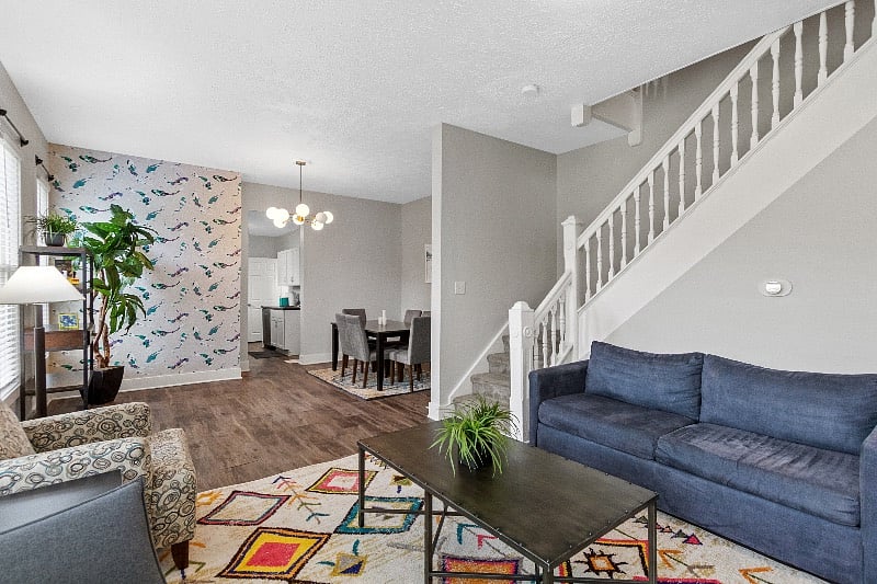 Furnished Finder property 410222_2 photo 3