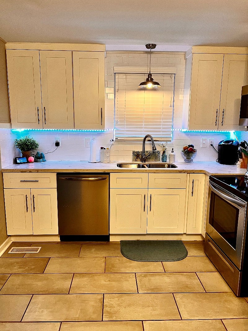 Furnished Finder property 410227_1 photo 12