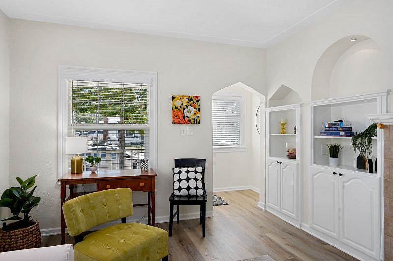 Furnished Finder property 410248_1 photo 7