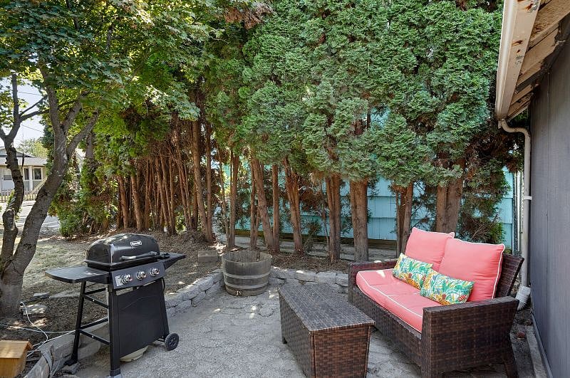 Furnished Finder property 410248_1 photo 26