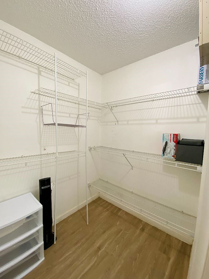 Furnished Finder property 410289_1 photo 15