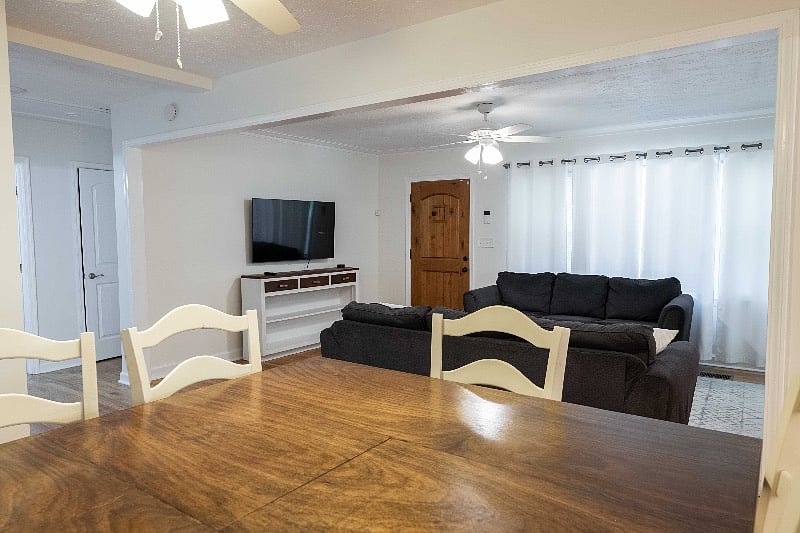 Furnished Finder property 410307_1 photo 6