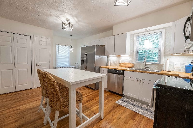 Furnished Finder property 410307_1 photo 10