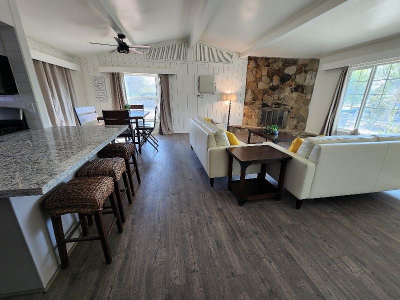 Furnished Finder property 410366_1 photo 14