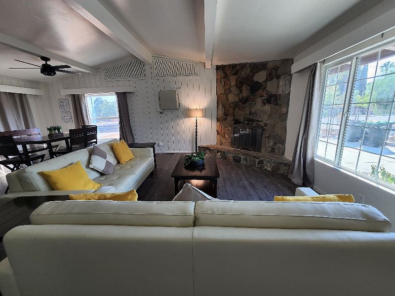 Furnished Finder property 410366_1 photo 37