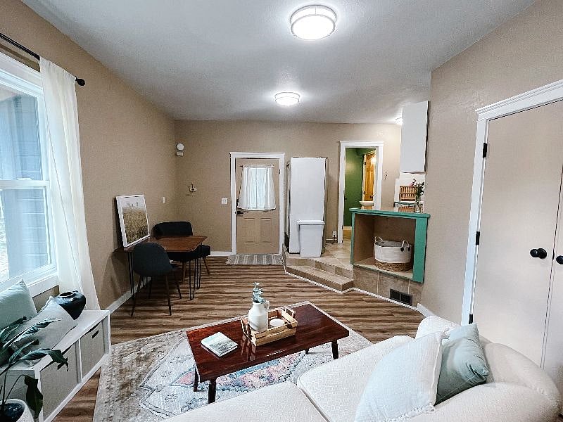 Furnished Finder property 410386_1 photo 3