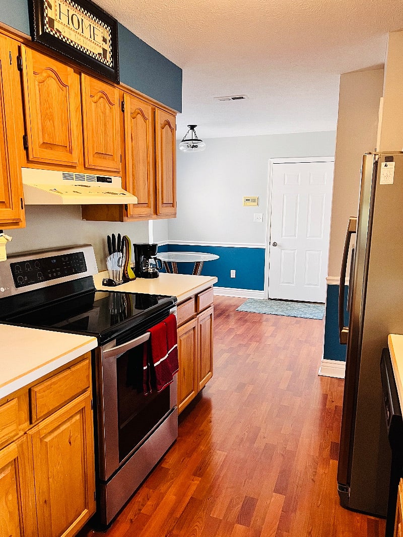 Kitchen, w/d located next to garage entry (garage entry locked)