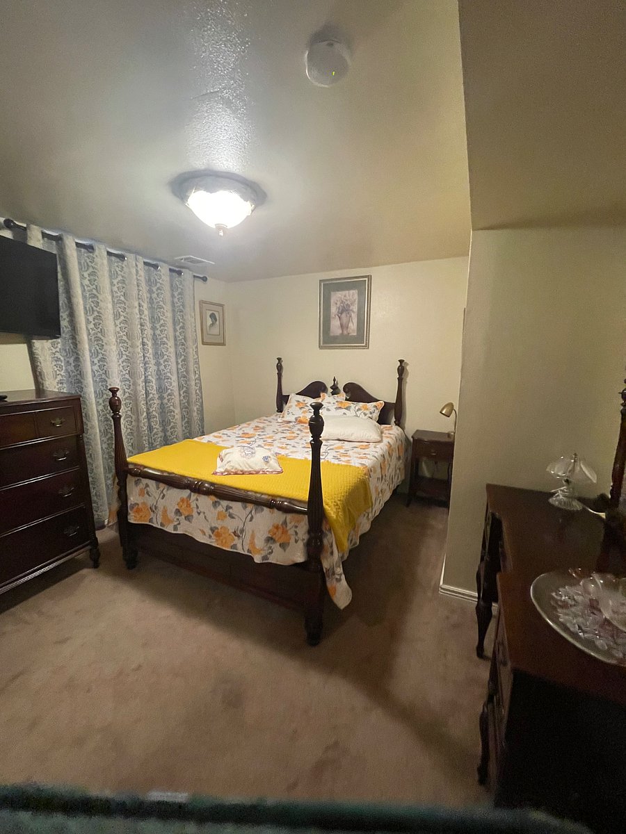 Furnished Finder property 410478_2 photo 8