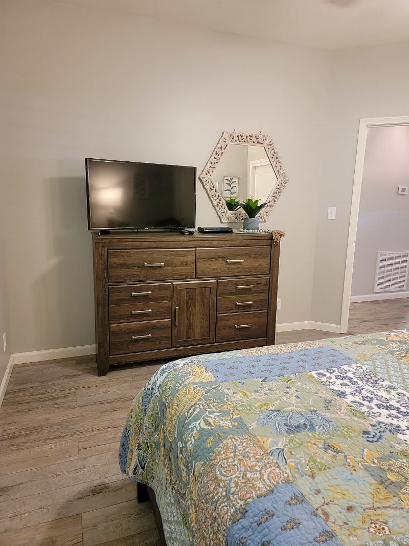 Furnished Finder property 410489_1 photo 8
