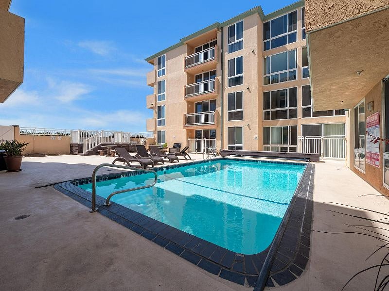 Furnished Finder property 410504_1 photo 12