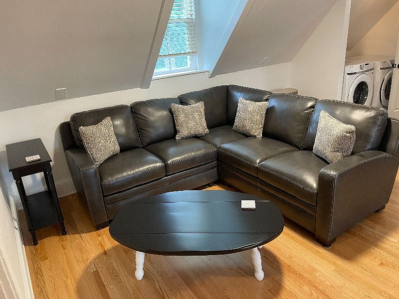 Furnished Finder property 410554_1 photo 2