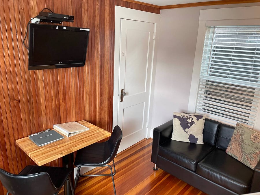 Furnished Finder property 410555_2 photo 11