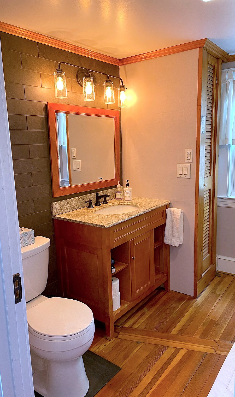 Furnished Finder property 410555_2 photo 3