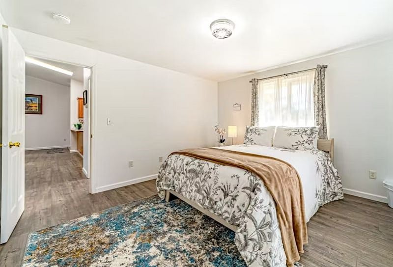 Furnished Finder property 410603_1 photo 14
