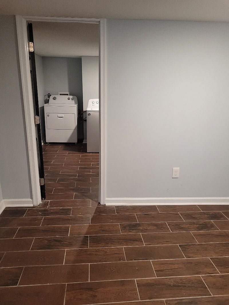 Furnished Finder property 410629_1 photo 15