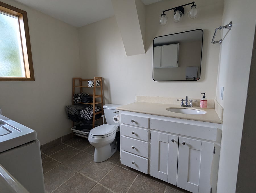 Furnished Finder property 410678_1 photo 14