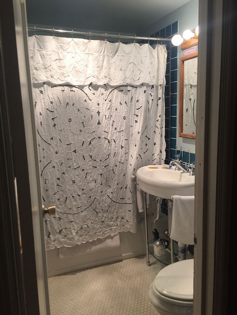 Furnished Finder property 410681_1 photo 4