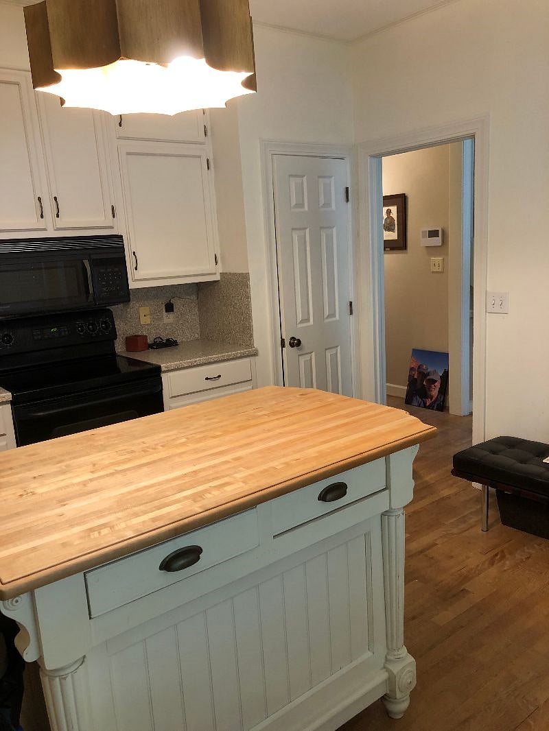Furnished Finder property 410696_1 photo 9