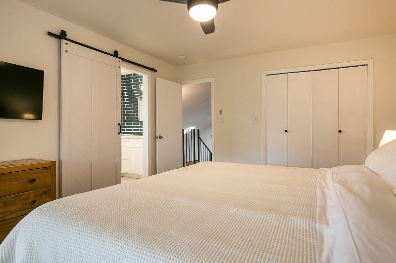 Furnished Finder property 410706_1 photo 24