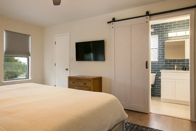 Furnished Finder property 410706_1 photo 25