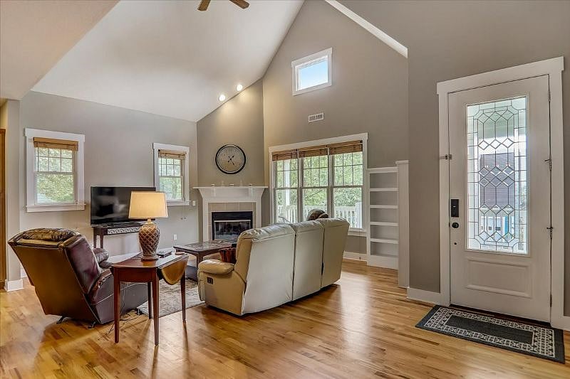 Furnished Finder property 410722_1 photo 7