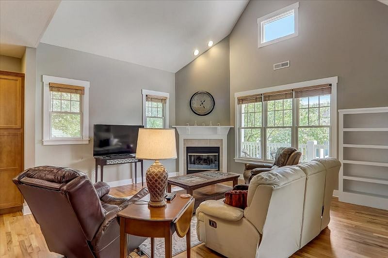Furnished Finder property 410722_1 photo 8