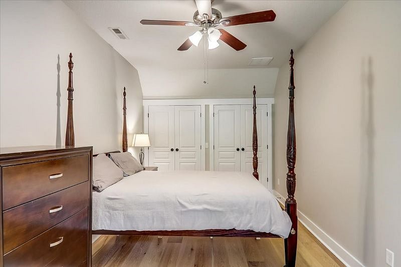 Furnished Finder property 410722_1 photo 18