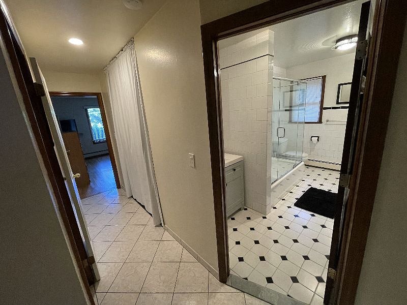 Furnished Finder property 410833_2 photo 4
