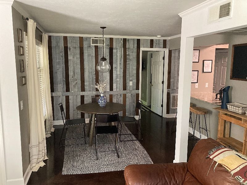 Furnished Finder property 410868_1 photo 13