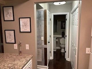 Furnished Finder property 410868_1 photo 22