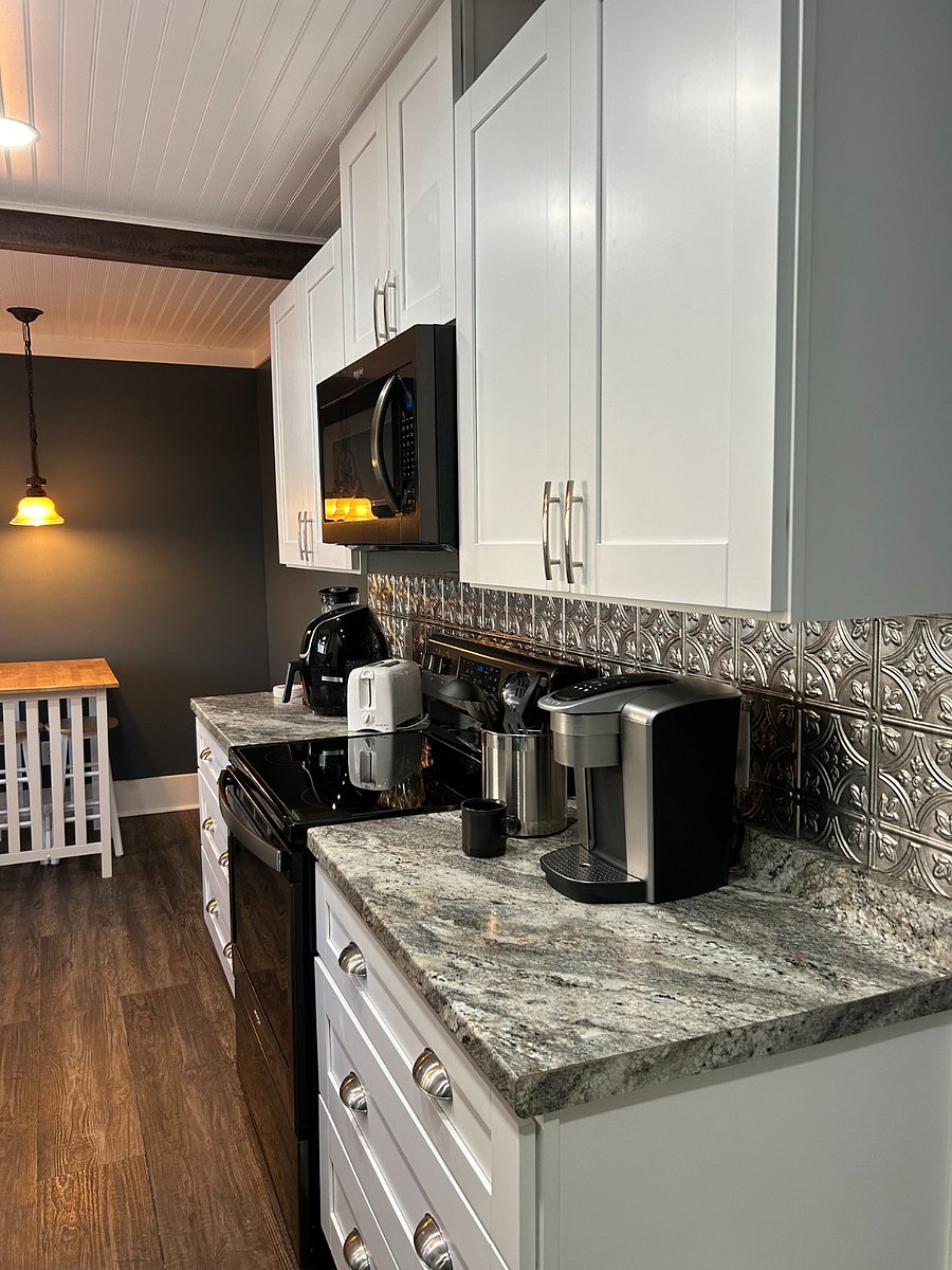 Furnished Finder property 410883_1 photo 6