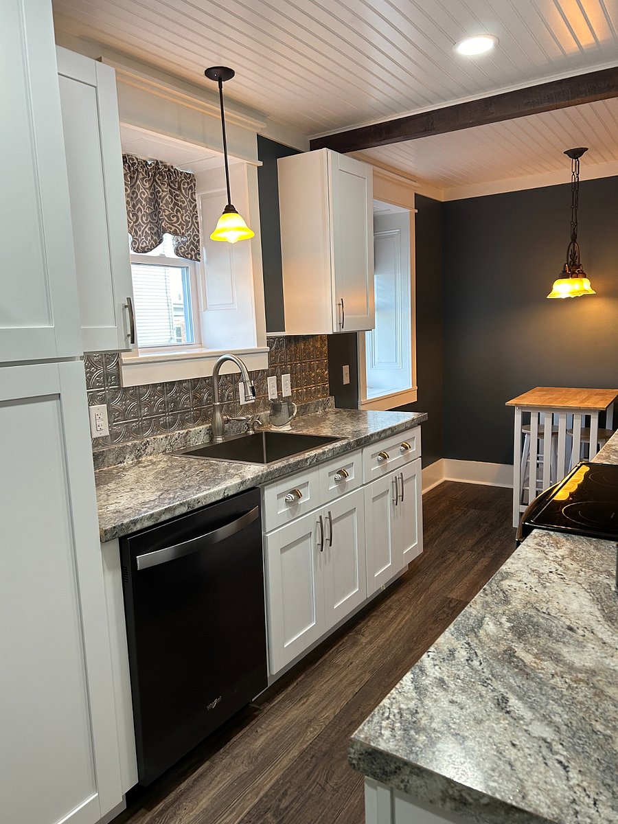 Furnished Finder property 410883_1 photo 8