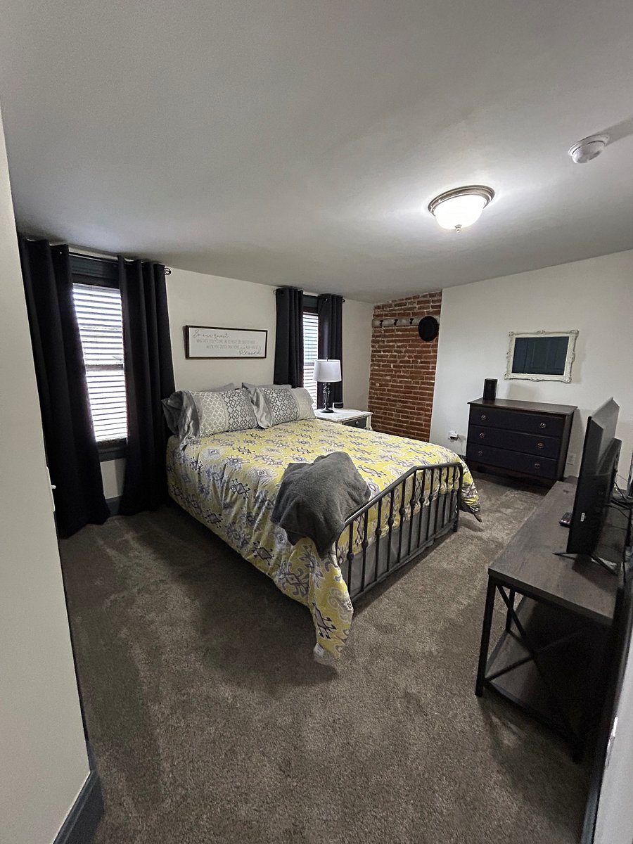 Furnished Finder property 410883_1 photo 28
