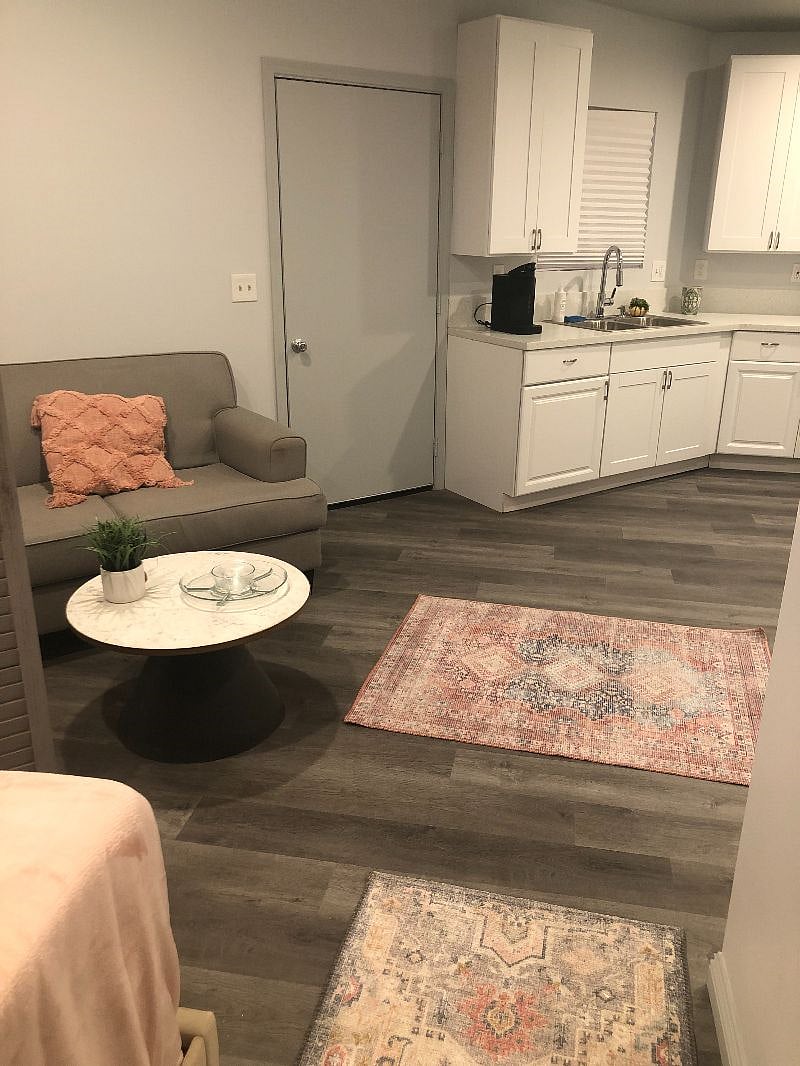 Furnished Finder property 410924_1 photo 5