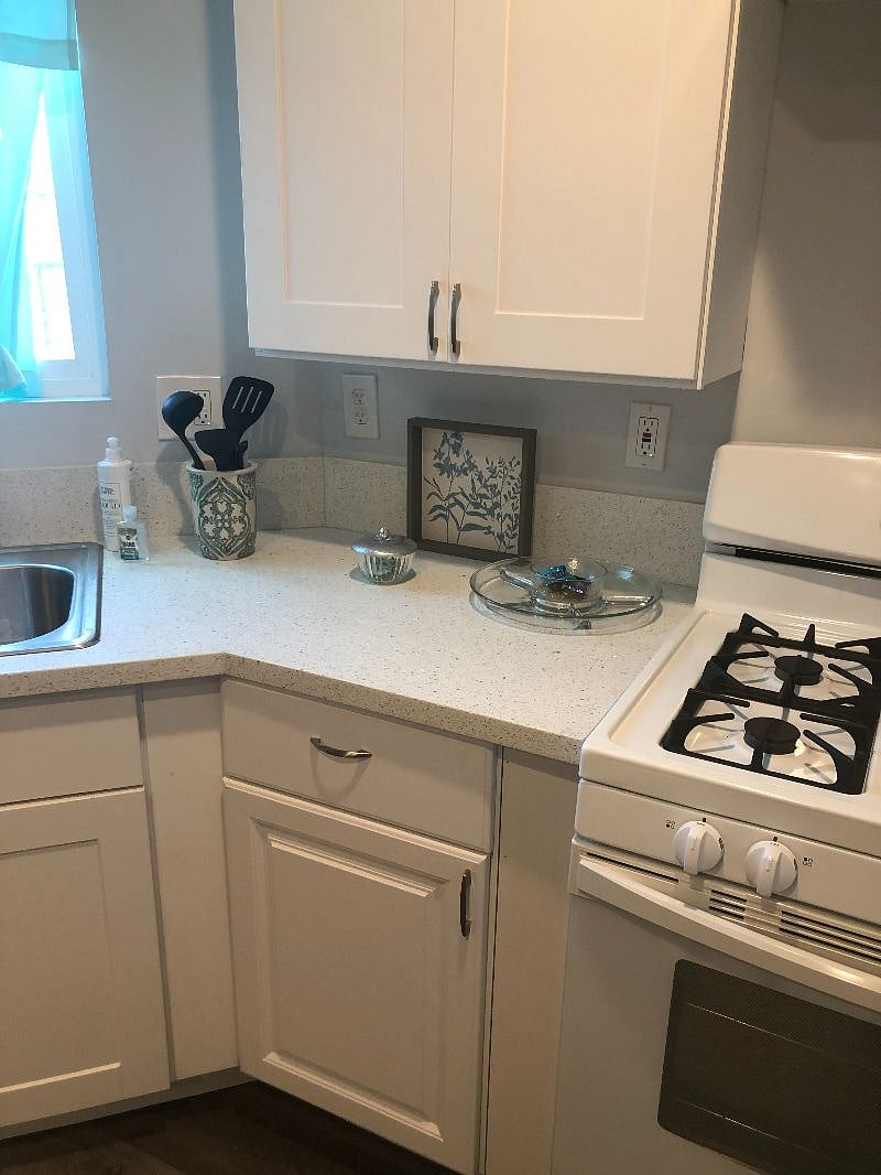 Furnished Finder property 410924_1 photo 32