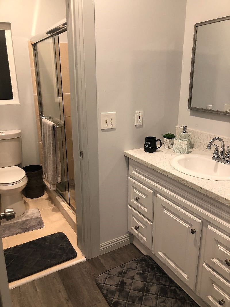 Furnished Finder property 410924_3 photo 17
