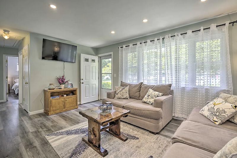Furnished Finder property 410942_1 photo 3