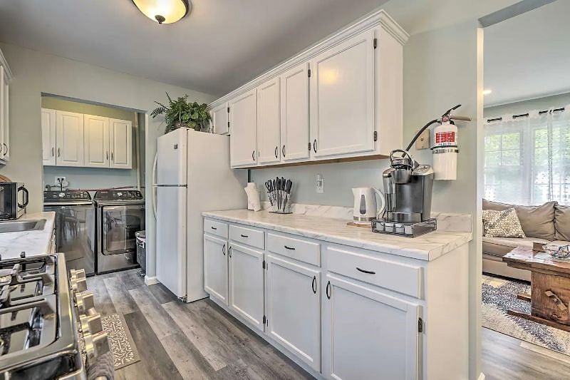 Furnished Finder property 410942_1 photo 5