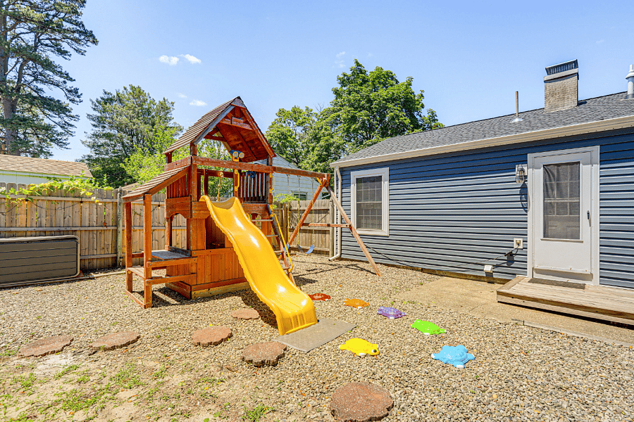 Furnished Finder property 410942_1 photo 18