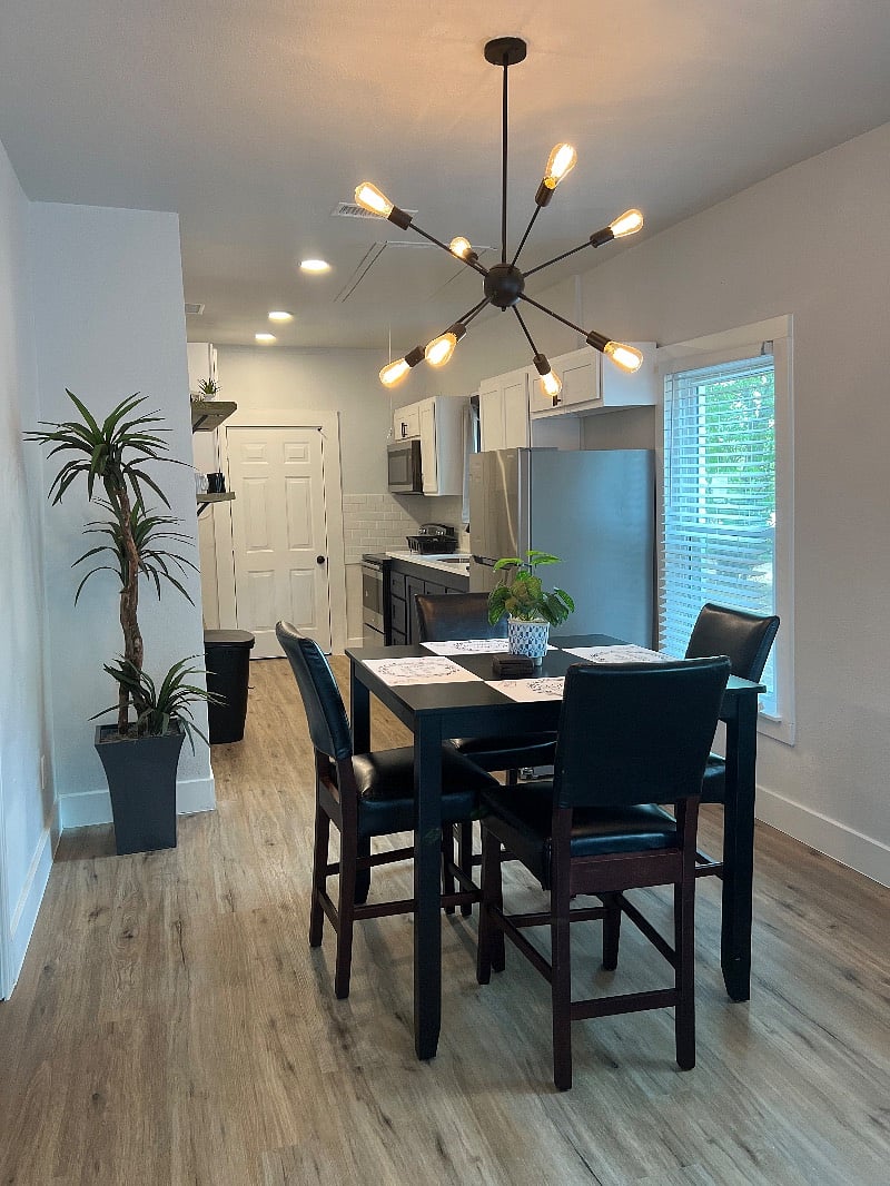 Furnished Finder property 410958_1 photo 3