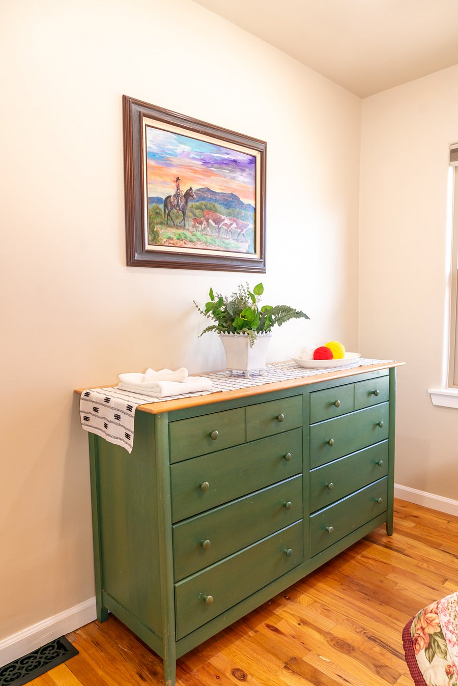 Furnished Finder property 410960_1 photo 14