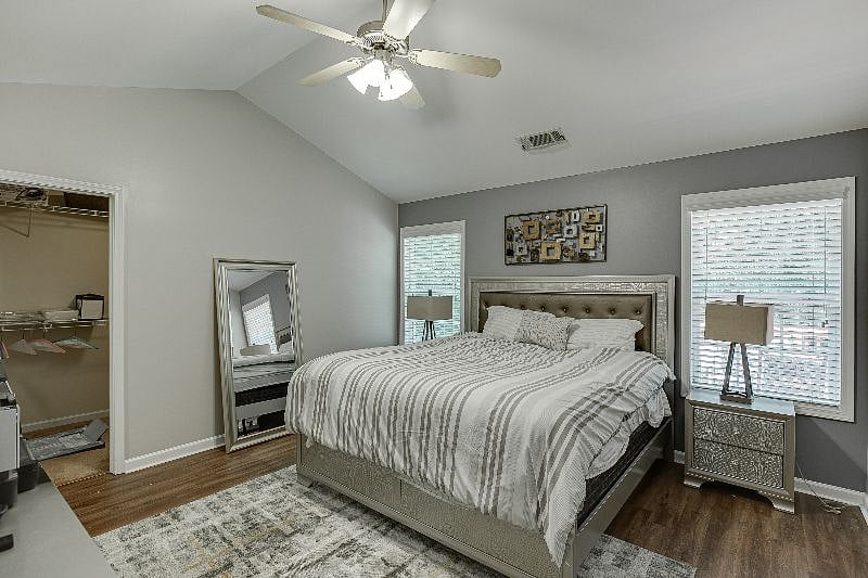 Furnished Finder property 410994_1 photo 11