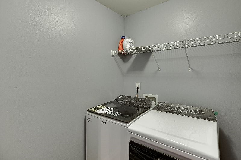 Furnished Finder property 410994_1 photo 15