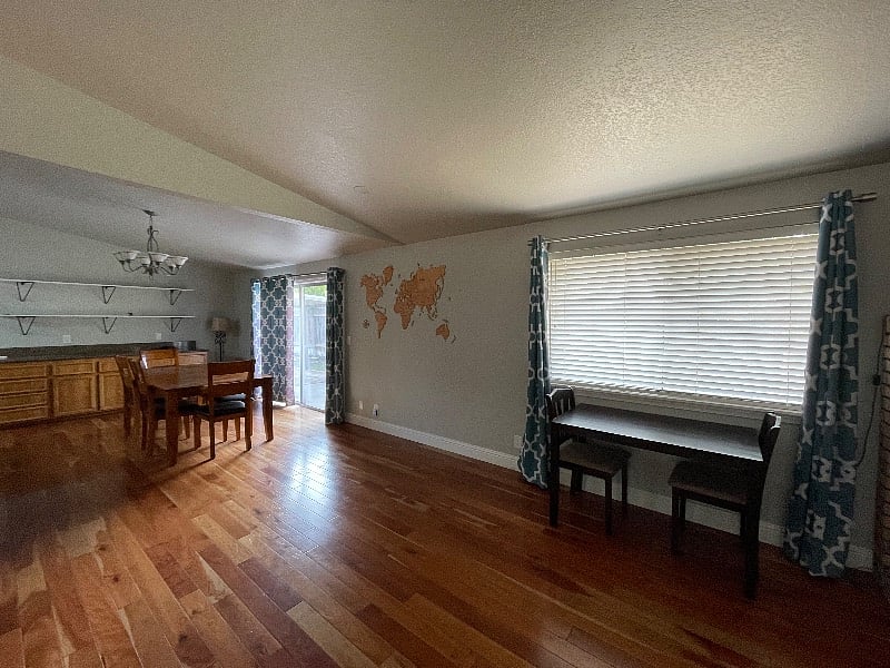 Furnished Finder property 410998_1 photo 9