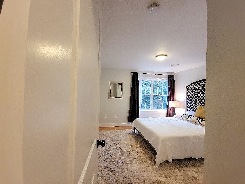 Furnished Finder property 411000_1 photo 30
