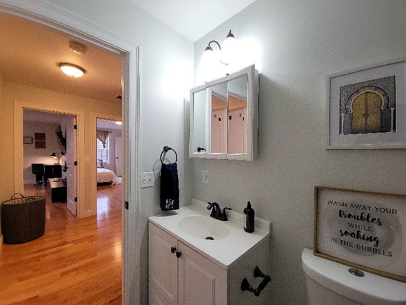 Furnished Finder property 411000_1 photo 45